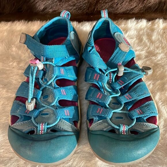 Keen sandals 5 (4300) - Picture 1 of 9